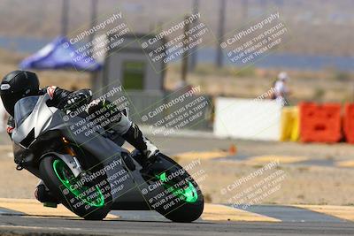 media/Apr-09-2022-SoCal Trackdays (Sat) [[c9e19a26ab]]/Turn 2 (1140am)/